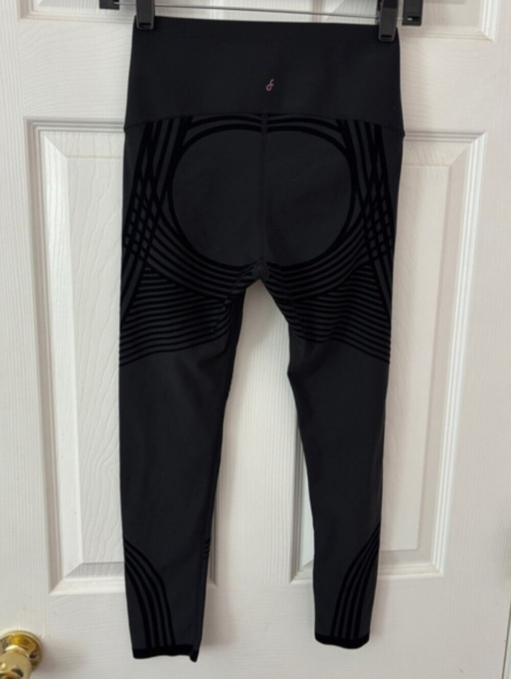 Fanka Reversible Compression Leggings Black Size S/M Knee Thigh Support - Picture 6 of 7